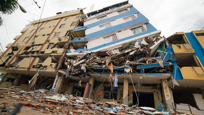 Tzu Chi Inicia Evaluación de Ayuda Después del Terremoto en Ecuador