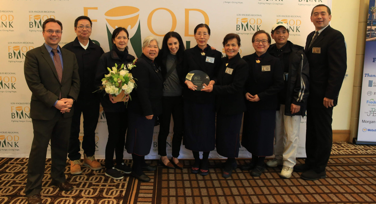 TzuchiUSA_hq-food-bank-community-partner-award-20191204