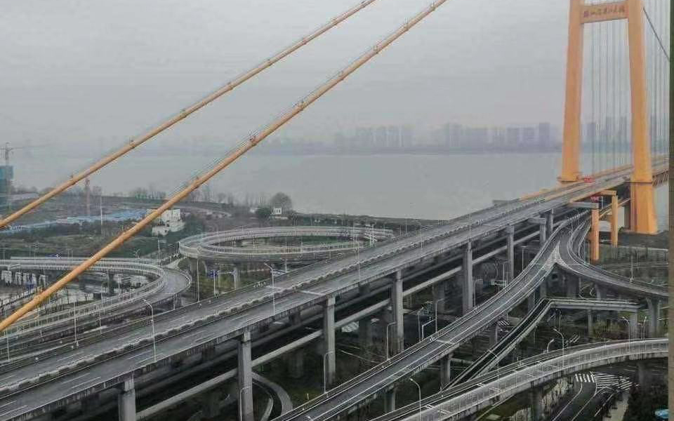 A bridge in Wuhan sees no traffic.