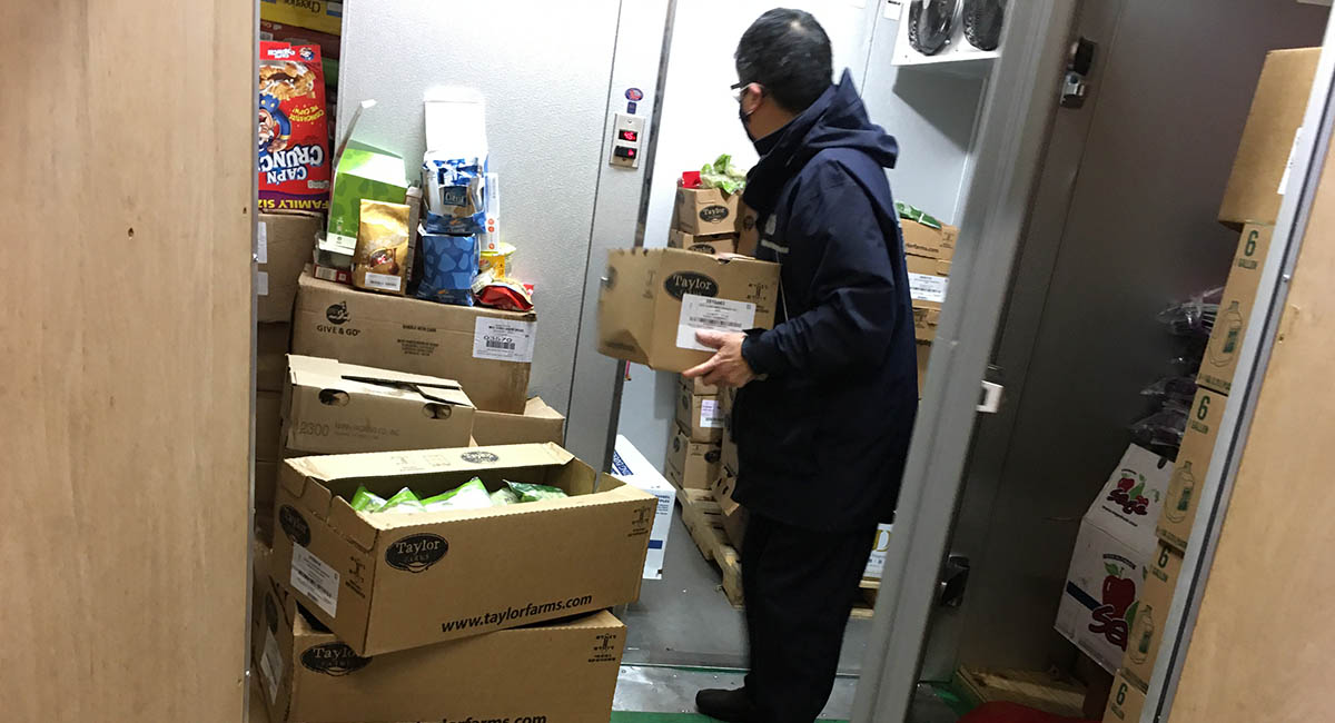 TzuchiUSA_ny-food-bank-distribution-20200416_0008_0413food delivery 16 (1)