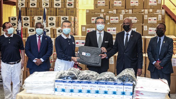 海地總理感謝慈濟捐贈物資給災民