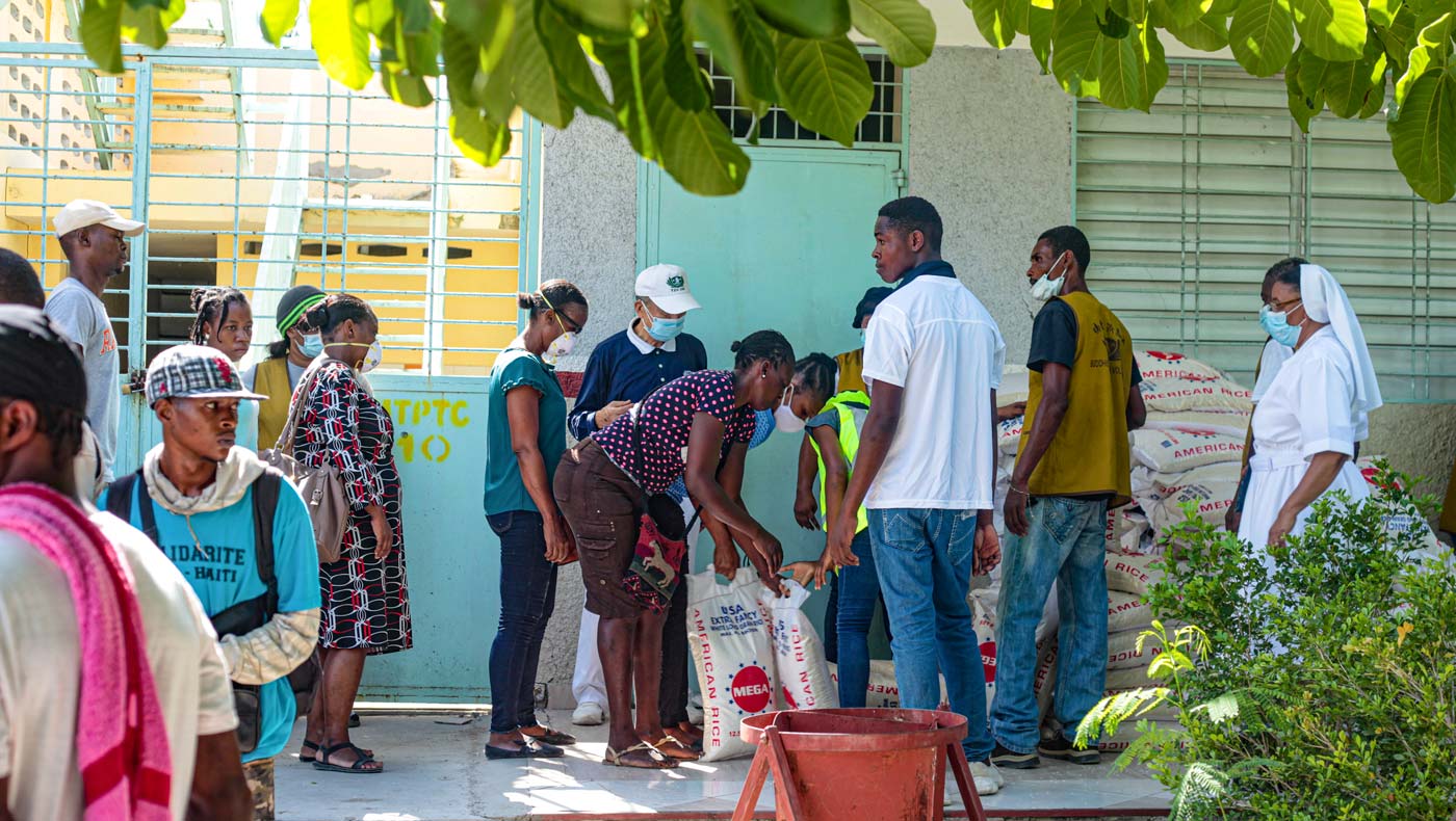 TzuChiUSA-Haiti-Food-Distribution-092121-38