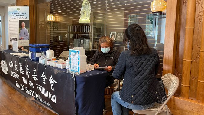 Tzu Chi Seattle Volunteers Unite With Local Partners to Provide COVID-19 Booster Shots