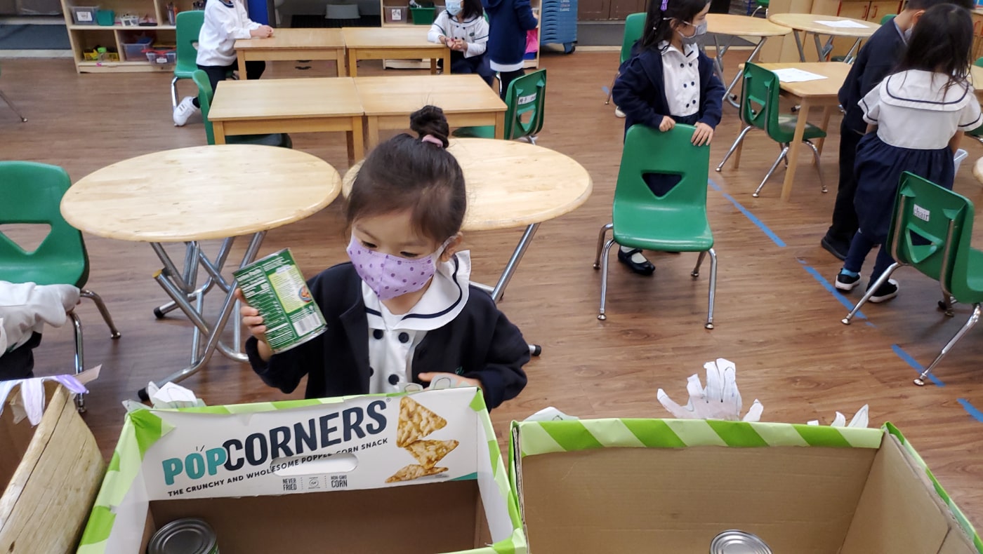 TzuchiUSA-walnut-preschool-food-drive-fundraiser-nov-2021-1