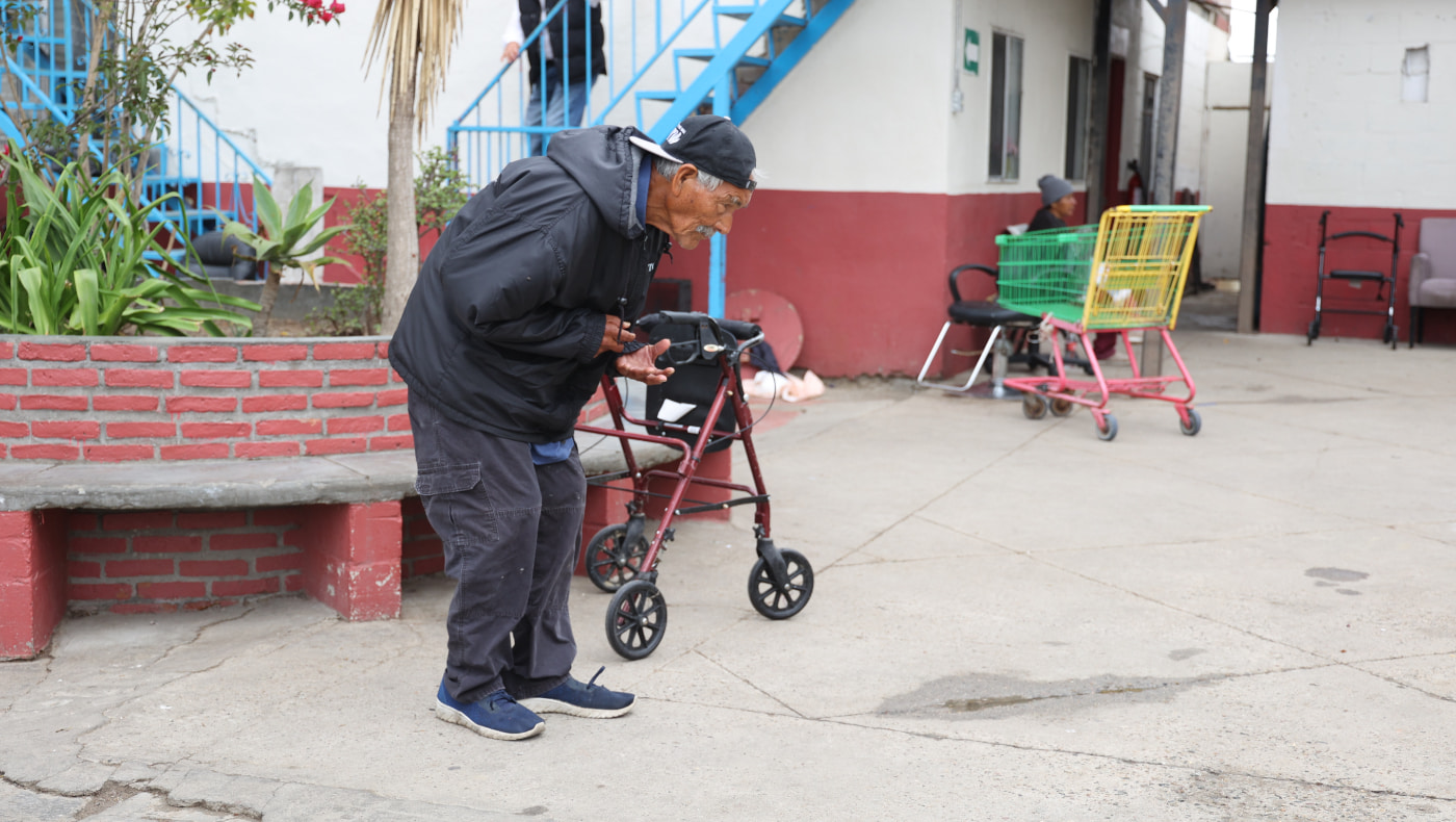 TzuchiUSA_20220520_Tijuana Volunteers Nursing home visit_墨西哥老人院關懷_駱淑麗_IMG_9648