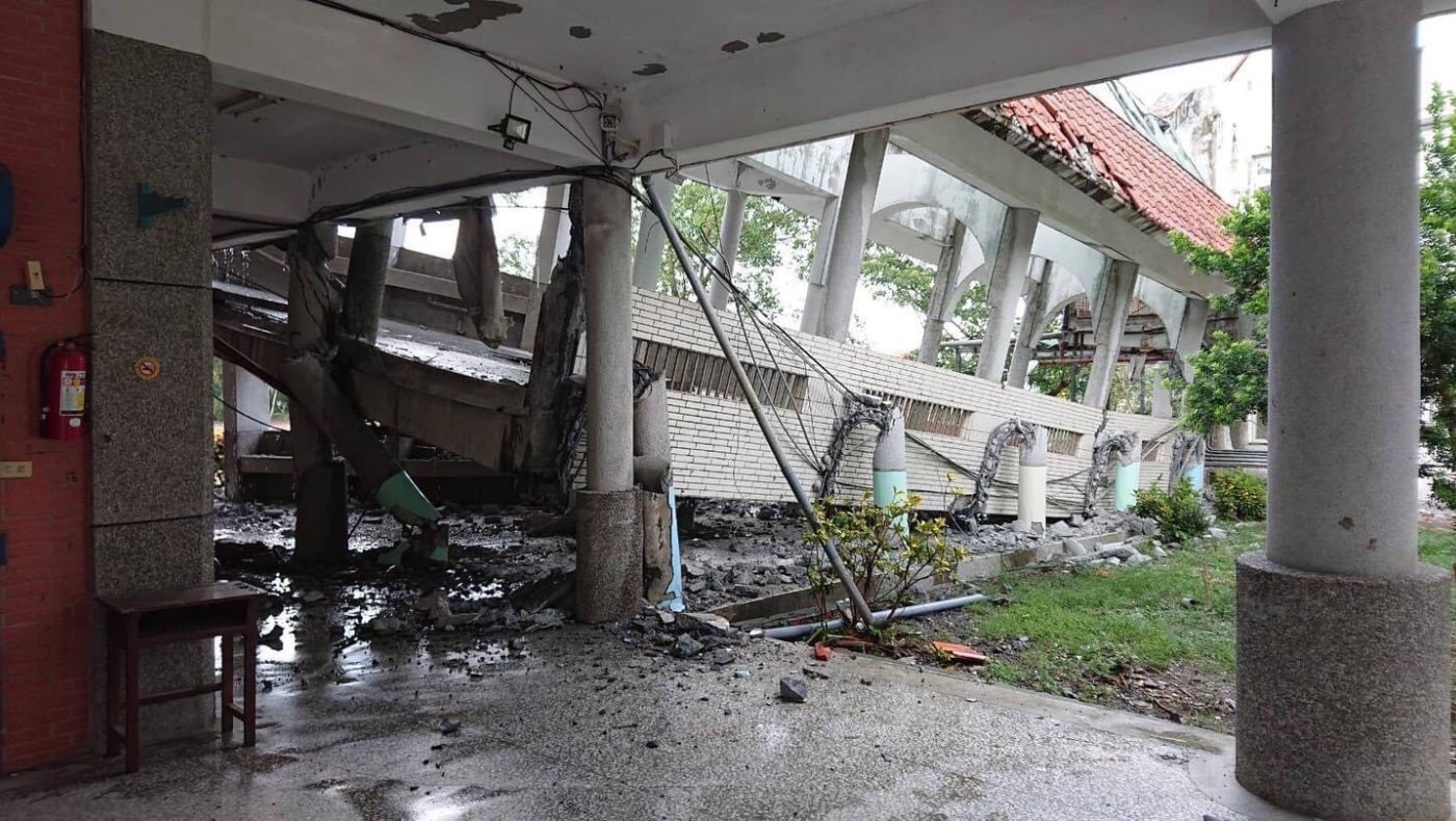 Yuli Chunrih Elementary School experiences severe damage due to the earthquake. Photo/Courtesy of Tzu Chi Foundation