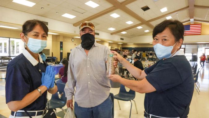 Bakersfield volunteers
