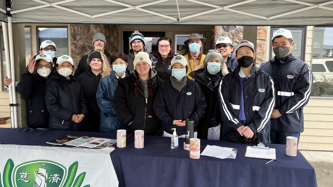 Tzu Chi volunteers and Community Action for Skagit County volunteers group photo