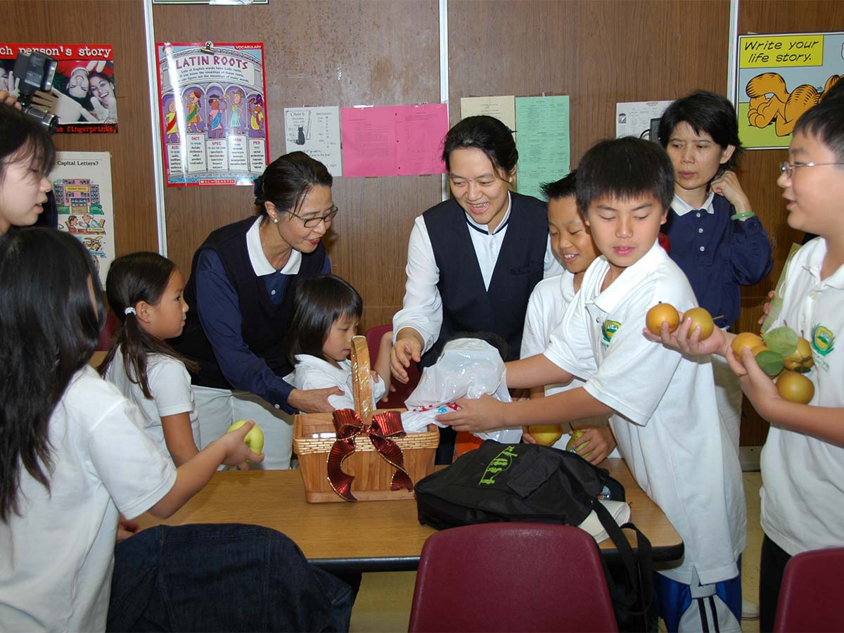 TzuchiUSA_Academy Central NJ 2008-2009_教師節 DSC_4618