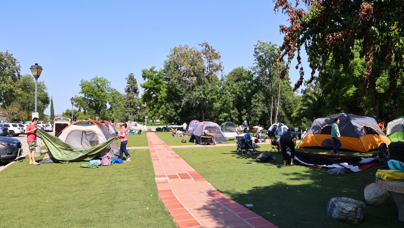 基於場地安全和方便活動進行，25個家庭的帳篷散佈在美國總會的主園區。攝影／駱淑麗