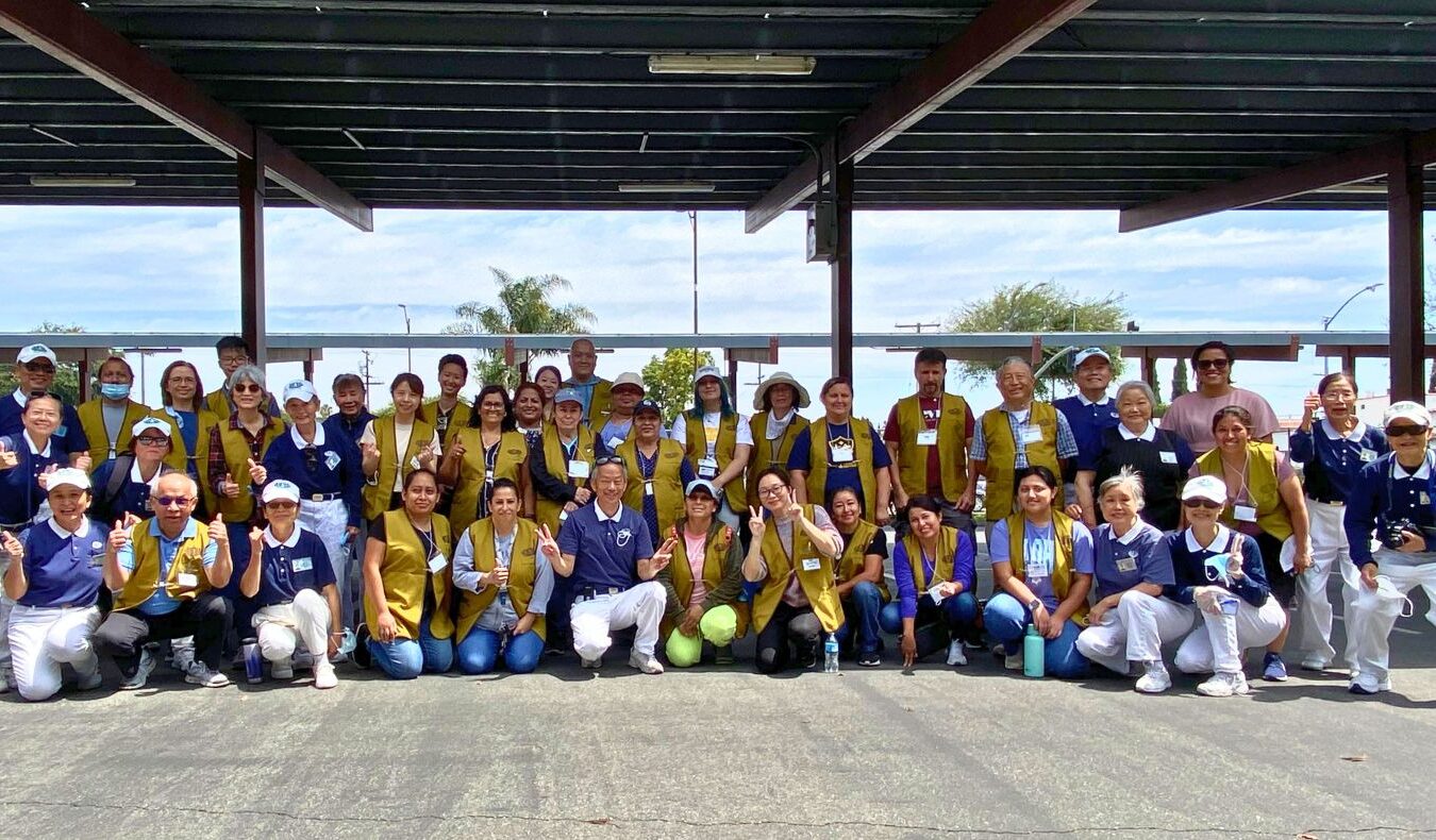 The Tzu Chi Cerritos volunteer team group photo