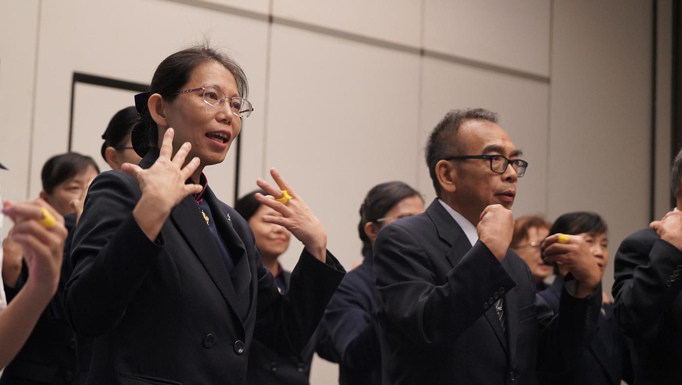 The Tzu Chi sign language performance on the closing day of the 2023 Parliament of the World’s Religions.