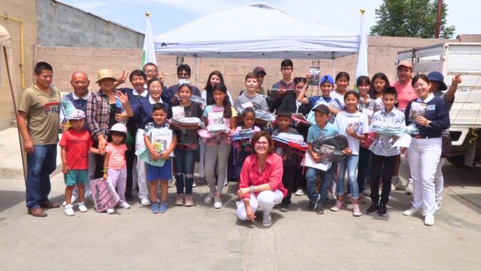 Distribución en Tijuana ayuda a niños desfavorecidos