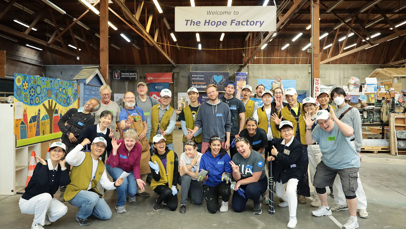 "Hope Factory" Tzu Chi Seattle volunteers group photo