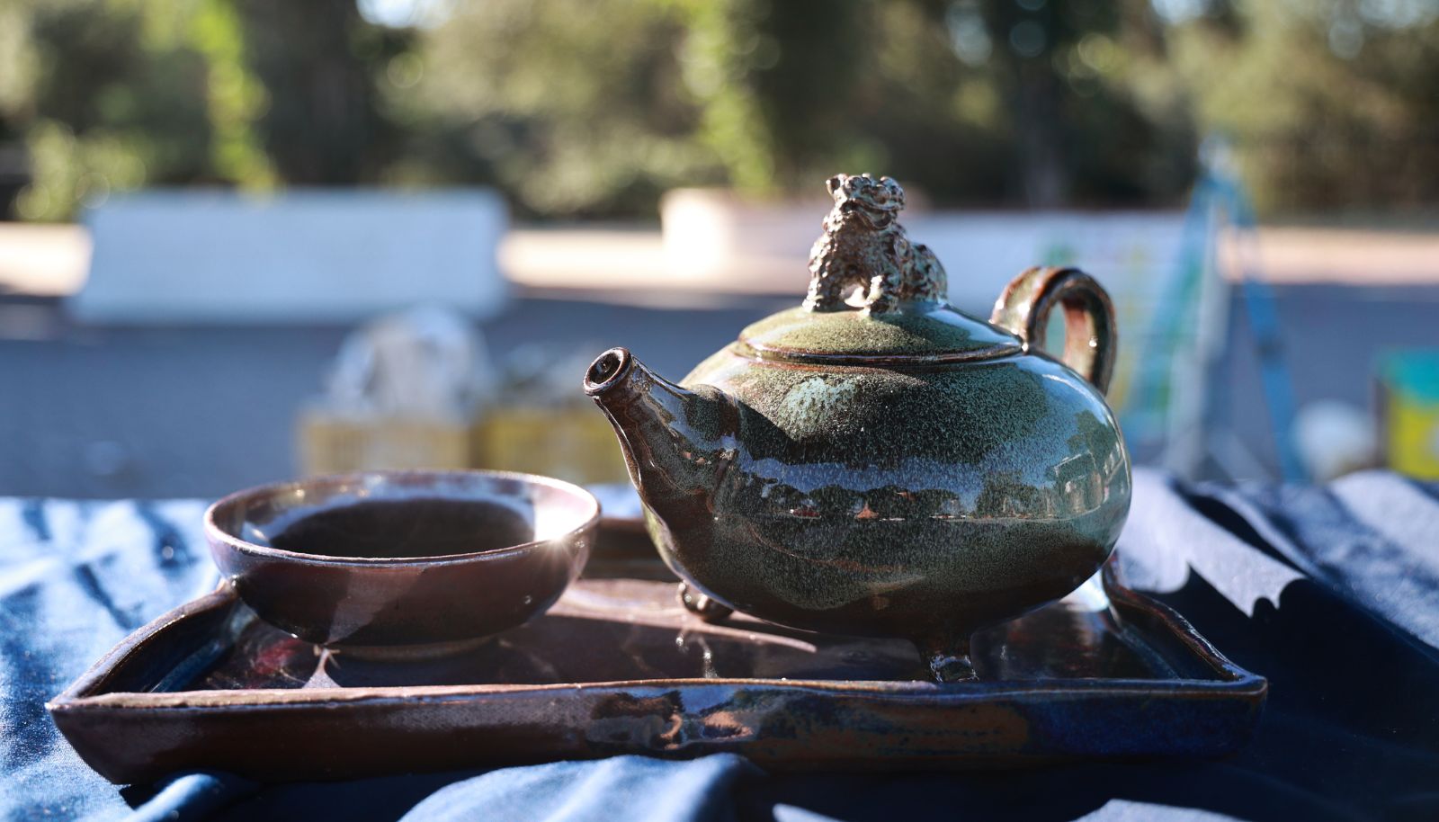 A ceramic tea set. Photo/Shuli Lo