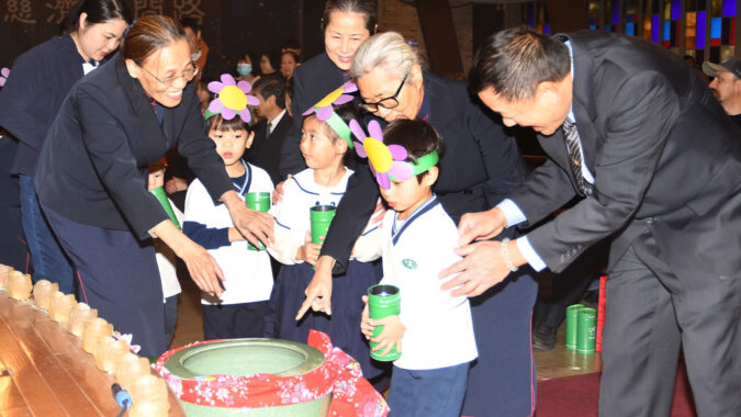 Children at Tzu Chi Great Love Preschool Dallas donated from their bamboo bank