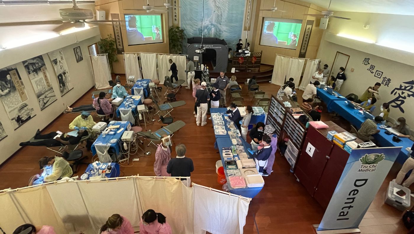 At the free clinic, every doctor and volunteer is busy.