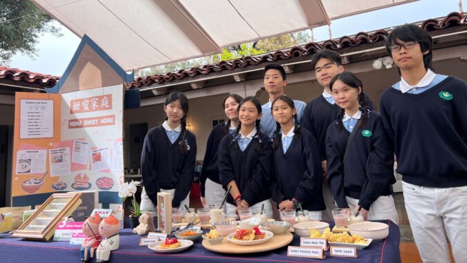 Tzu Chi's "Sweet Family" team won the highest honor, the Iron Chef Award.