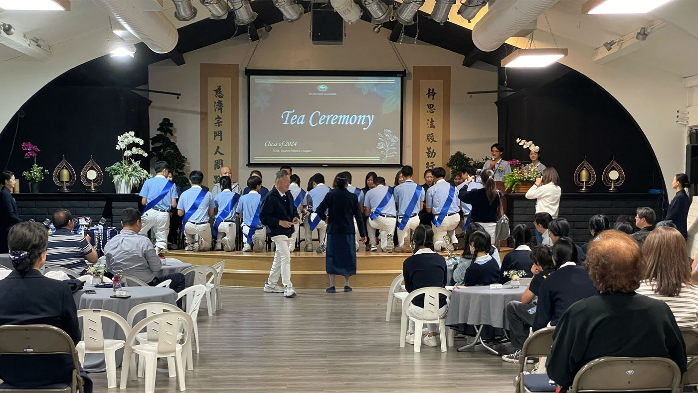 TzuchiUSA_5-27-Tzu-Shao-Graduation-_IMG_0273.jpg