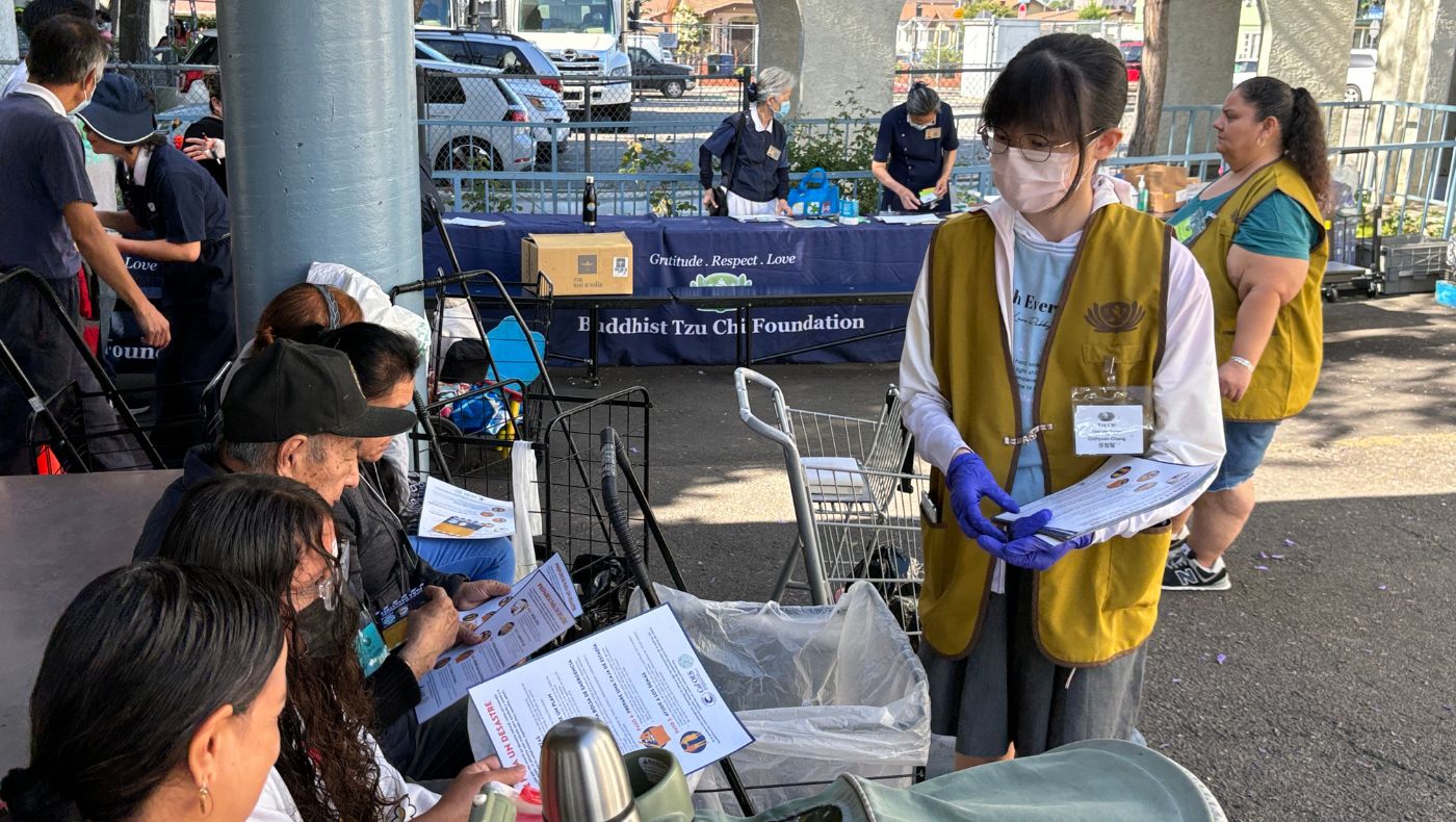 TzuChiUSA_6:22 Huntington Park Food Distribution1