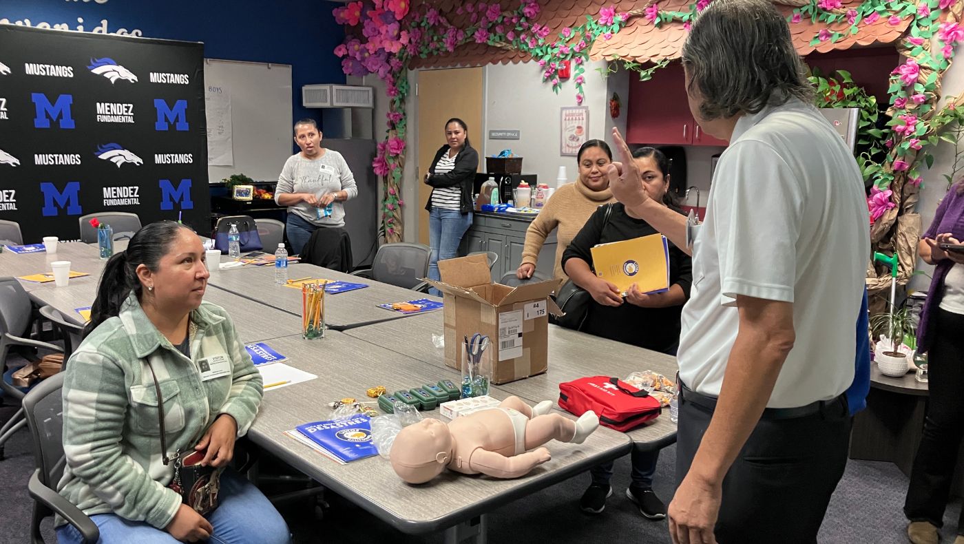 Tzuchi_USA_9:26 Mendez School FACE EDS : CPR workshop1