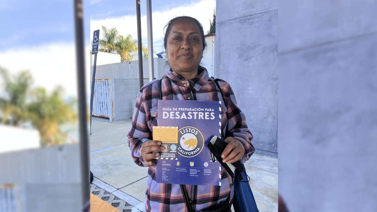 Listos-Oct-19-Mobile-Food-Pantry-Wilmington-02