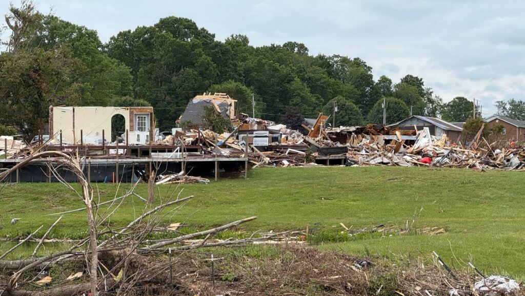 Tzuchi_USA_20250526_London KY Tornado Assessment_5