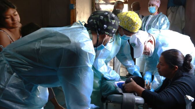 Trabajando juntos para proteger la salud bucal en Tijuana, México