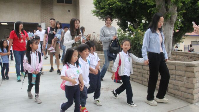 La Academia Tzu Chi Walnut da la bienvenida al año académico 2025