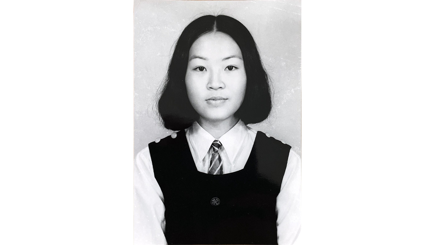 李絲莉在香港讀中學時的照片。圖片來源/李絲莉