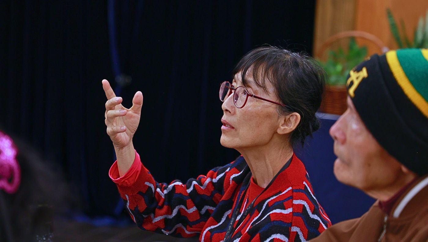 Volunteer Wang Xiaohui shared her fears due to language barriers and the heartwarming takeaways from the lecture. (Photography by Luo Shuli)