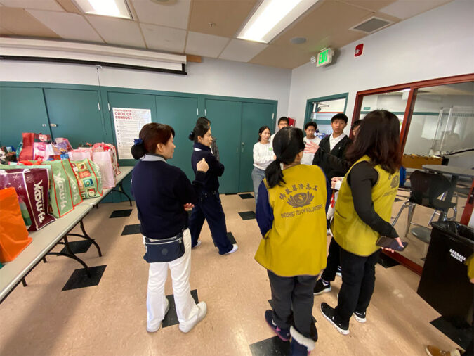 TzuChiUSA_Cupertino Academy_20251207_Watsonville gifts distribution_1