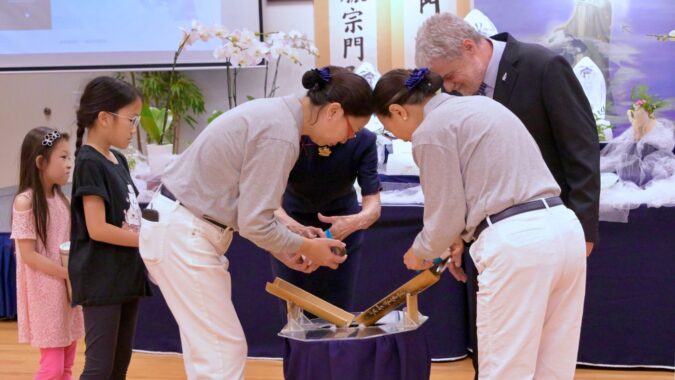 慈濟六十周年  賭城五節合一浴佛