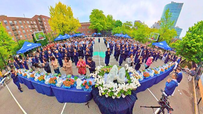 紐約浴佛大典三節合一 邦恩公園傳遞大愛