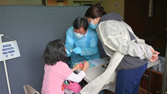 用愛守護弱勢社區健康 北加州海沃義診