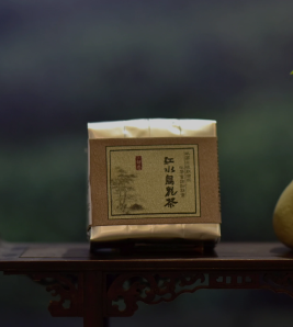 hongsui oolong tea