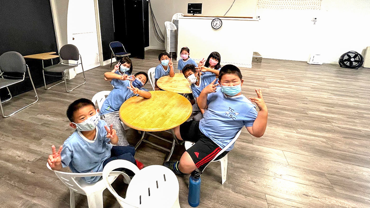 Students participate in the class on not wasting food during Tzu Chi’s summer camp. Photo/Wendy Wang