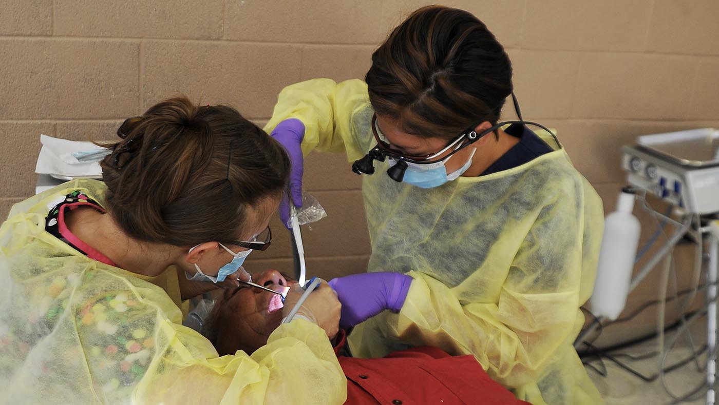 牙科義診在當地需求強烈。圖攝於2013年7月21日。攝影／孫文憲