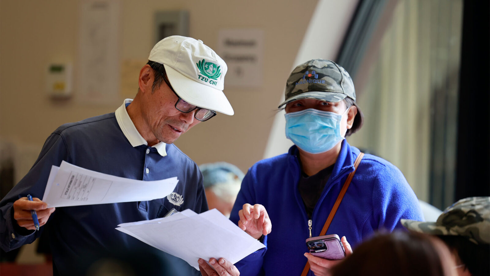 Chi-Jen Huang checking patient information