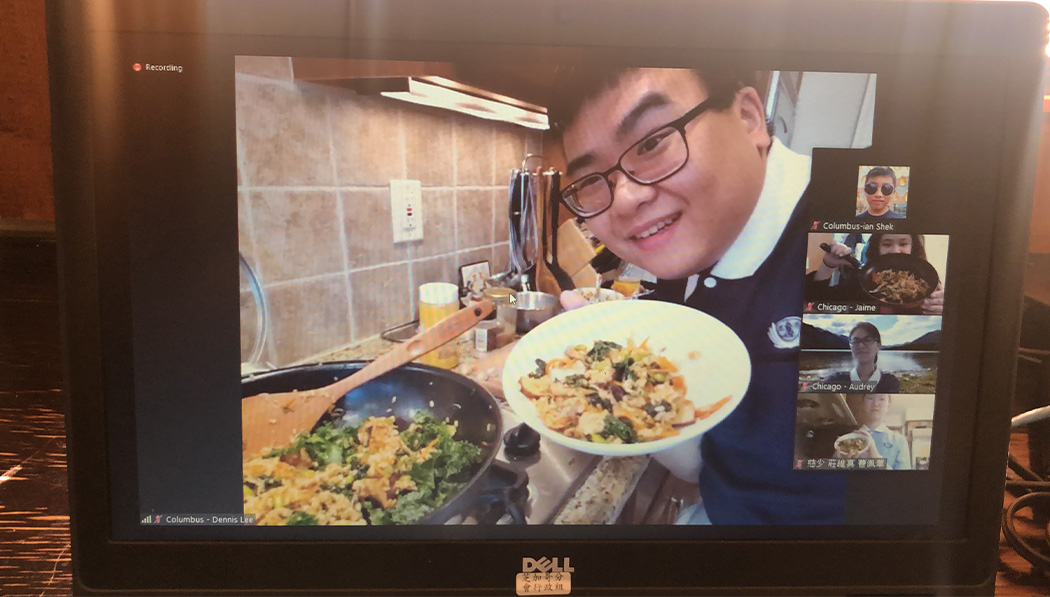 During stay-home orders, Tzu Chi Midwest volunteers showcase their vegetarian cooking skills by offering virtual classes in 2020.