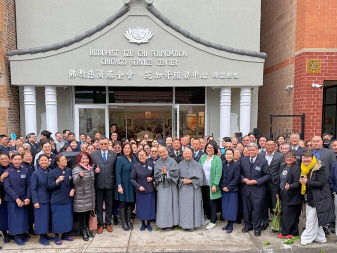Nuevo Centro de Servicio abre sus puertas en Chicago
