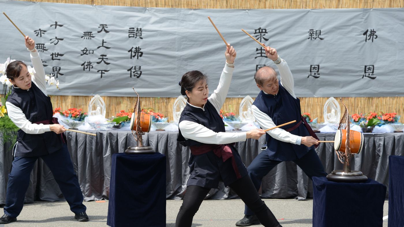 Global Tzu Chi family members gather not only for the annual triple celebration, but a diamond jubilee. Pictured is Tzu Chi’s celebration in Flushing, New York. Photo/Jack Lai