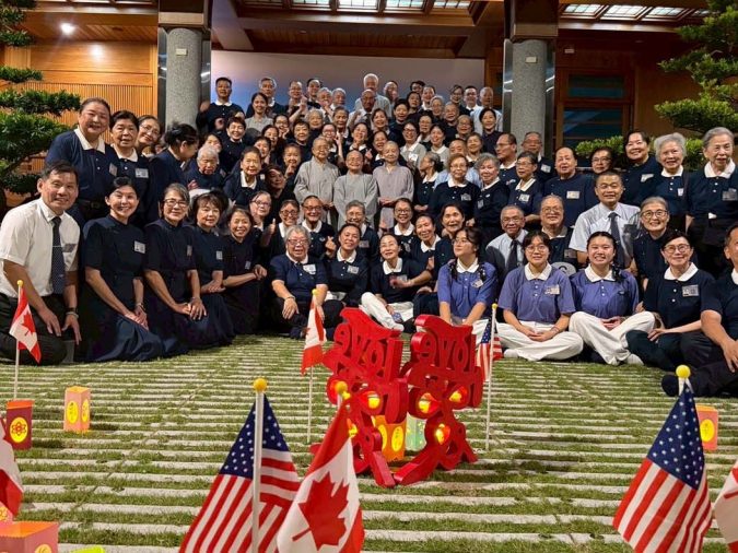 72 美國五百弟子齊供養
