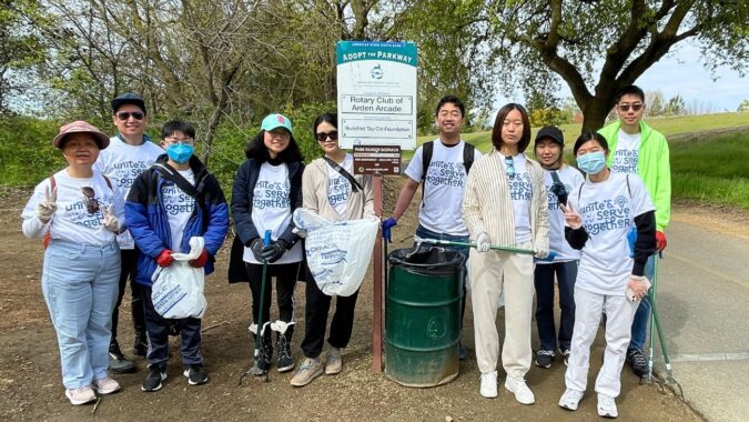 Tzu Chi Collegiate Association at UC Davis Sets Out for a Nature Cleanup of Sacramento’s River Park